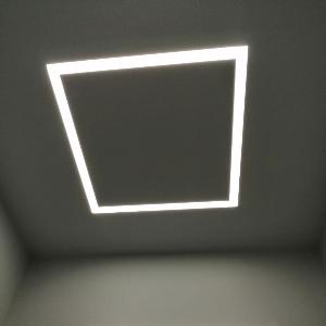 Натяжной потолок со световыми линиями (10)