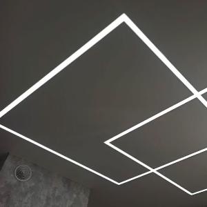 Натяжной потолок со световыми линиями (05)